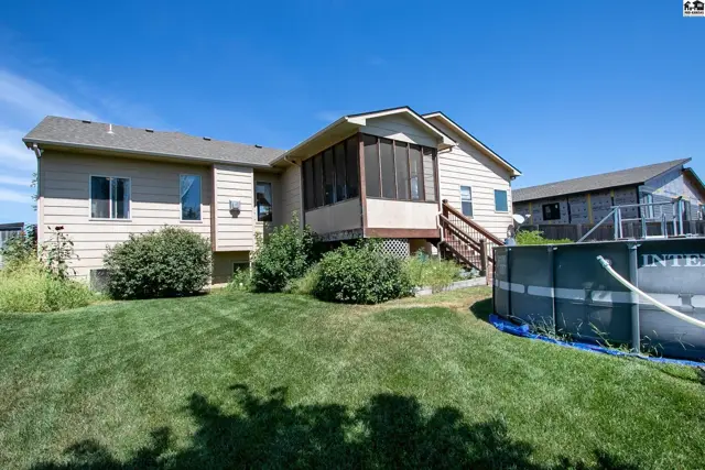 Photo of 727 Goldspike, Newton, KS