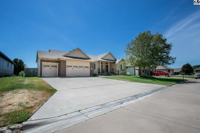 Photo of 727 Goldspike, Newton, KS
