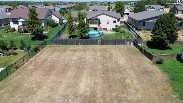 Photo of 727 Goldspike, Newton, KS