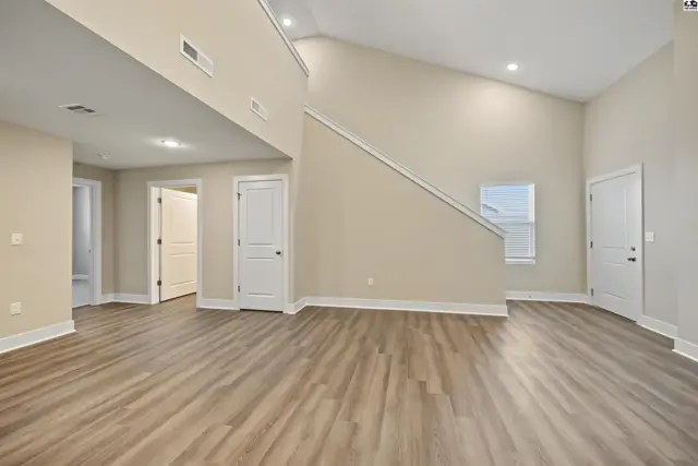 Photo of 1300 Steve Hawley Ln, Salina, KS