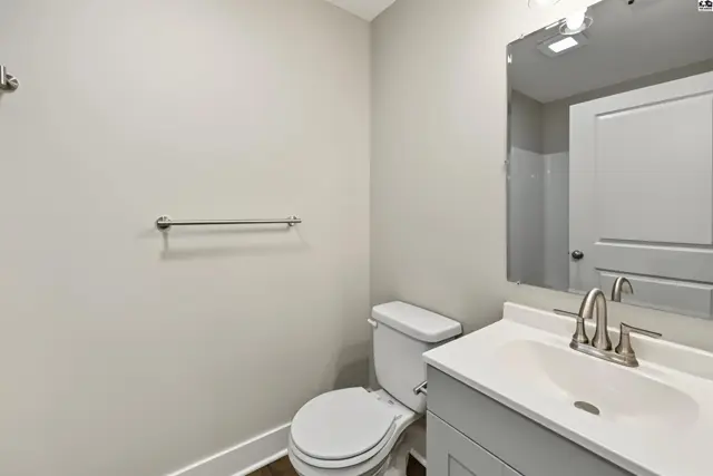 Photo of 1300 Steve Hawley Ln, Salina, KS