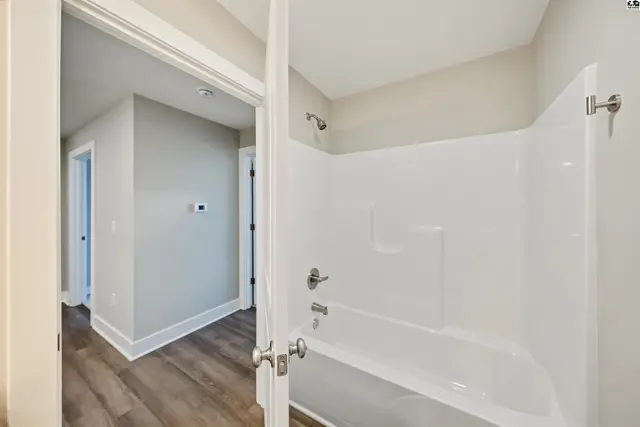 Photo of 1300 Steve Hawley Ln, Salina, KS