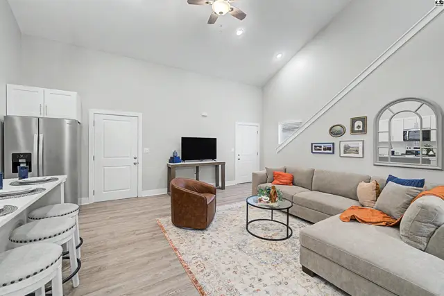 Photo of 1300 Steve Hawley Ln, Salina, KS