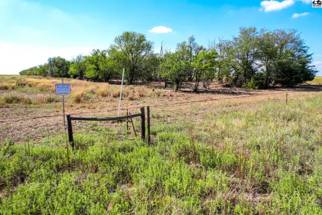 Photo of 2022 270th Ave, Haviland, KS