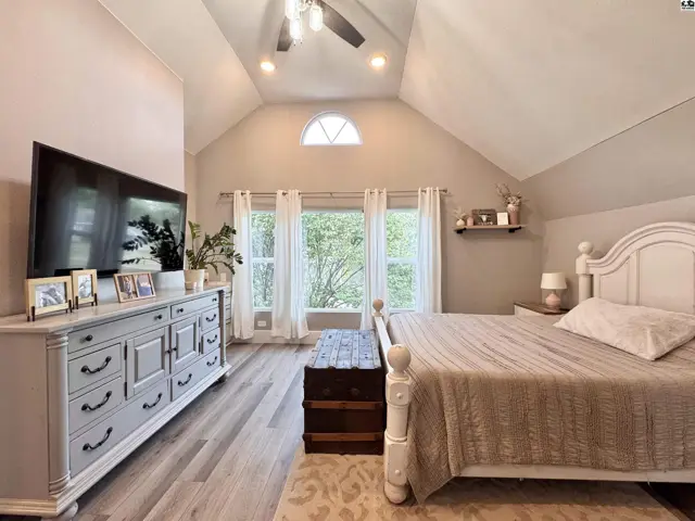 Photo of 115 E 12th Ave, Hutchinson, KS