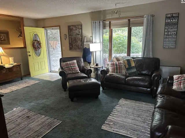 Photo of 521 Oak Park Dr., McPherson, KS