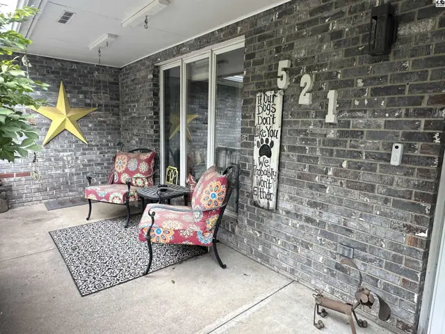 Photo of 521 Oak Park Dr., McPherson, KS
