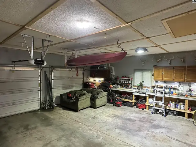 Photo of 521 Oak Park Dr., McPherson, KS