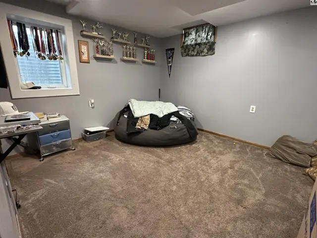 Photo of 521 Oak Park Dr., McPherson, KS
