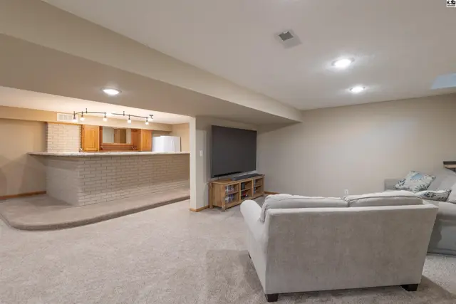 Photo of 203 Crestview Ave, McPherson, KS