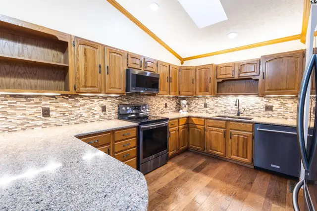 Photo of 203 Crestview Ave, McPherson, KS