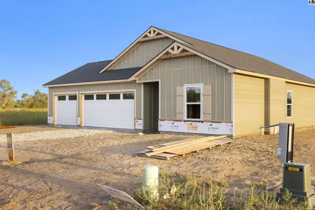 Photo of 1103 E 40th Ave, Hutchinson, KS