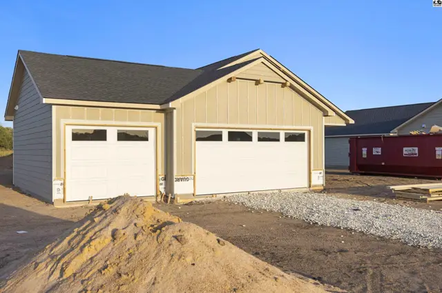 Photo of 4004 Ridgewood Dr., Hutchinson, KS