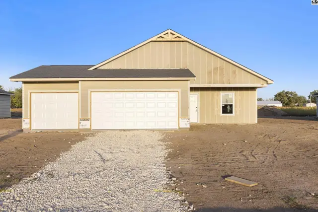 Photo of 4100 Ridgewood Dr., Hutchinson, KS