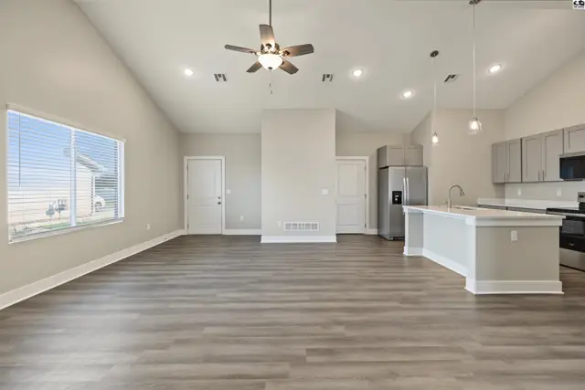 Photo of 1242 Steve Hawley Ln, Salina, KS
