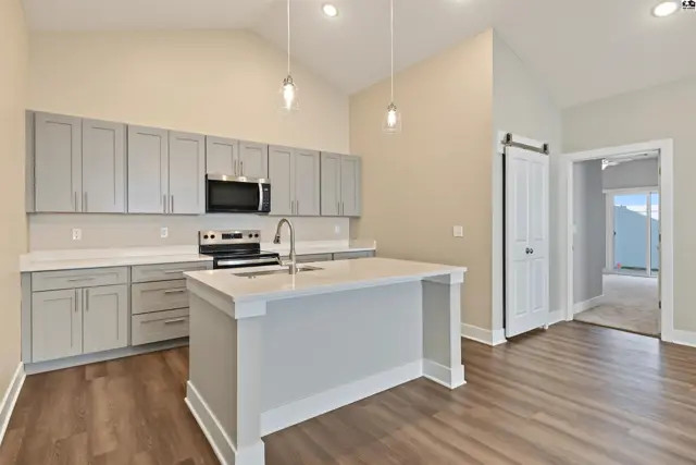 Photo of 1242 Steve Hawley Ln, Salina, KS