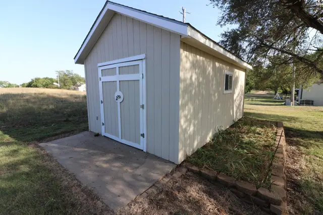 Photo of 15 Utley Blvd, Marquette, KS