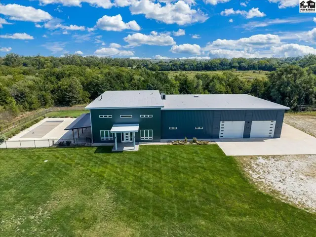 Photo of 3400 N. Buhler Rd, Buhler, KS