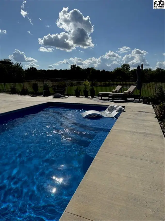 Photo of 3400 N. Buhler Rd, Buhler, KS