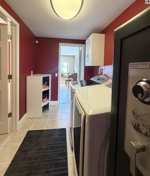 Photo of 3206 N Waldron St, Hutchinson, KS