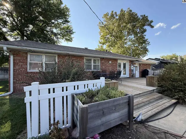 Photo of 3206 N Waldron St, Hutchinson, KS