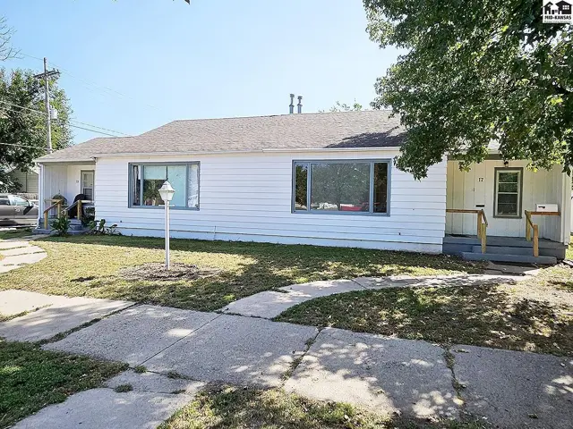 Photo of 15 W 15th Ave, Hutchinson, KS