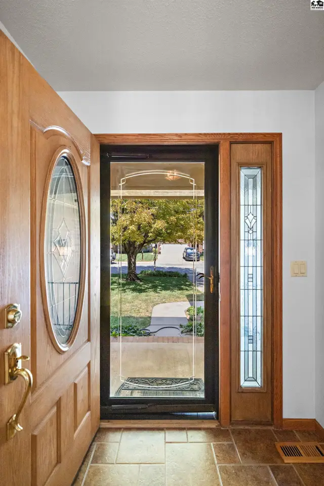 Photo of 1011 Barberry Dr., Hutchinson, KS