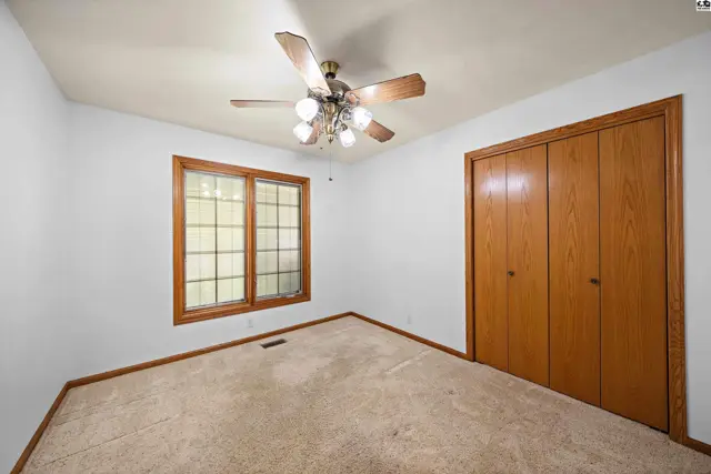 Photo of 1011 Barberry Dr., Hutchinson, KS