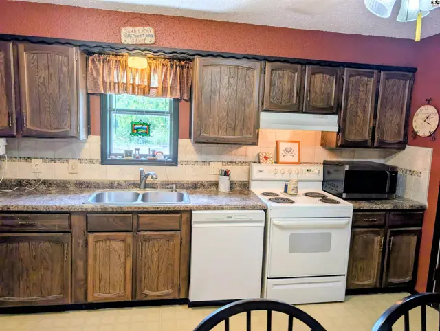 Photo of 1619 N Ranch Rd, McPherson, KS