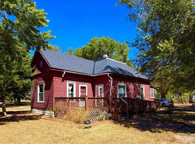 Photo of 703 E Commercial, Lyons, KS