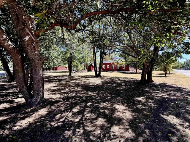 Photo of 703 E Commercial, Lyons, KS