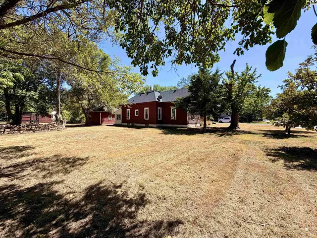 Photo of 703 E Commercial, Lyons, KS