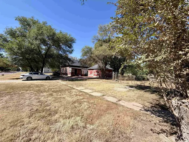Photo of 703 E Commercial, Lyons, KS