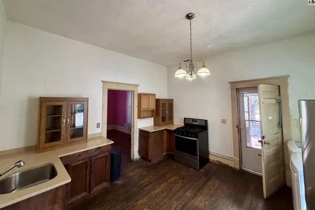 Photo of 703 E Commercial, Lyons, KS