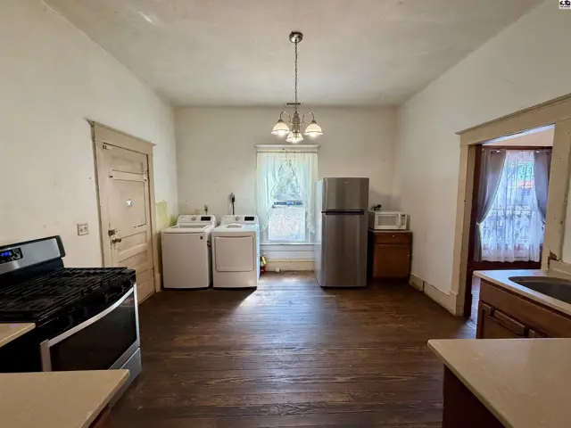 Photo of 703 E Commercial, Lyons, KS