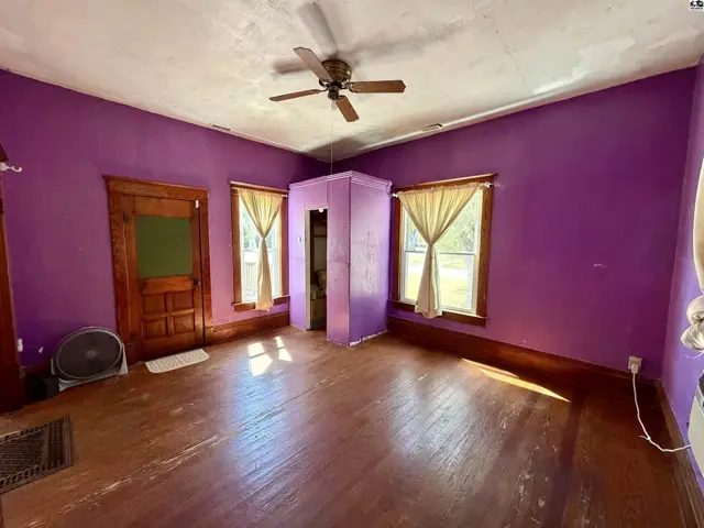 Photo of 703 E Commercial, Lyons, KS