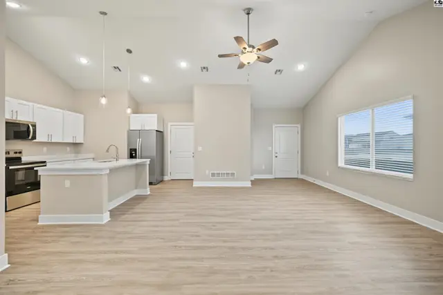 Photo of 1244 Steve Hawley Ln, Salina, KS