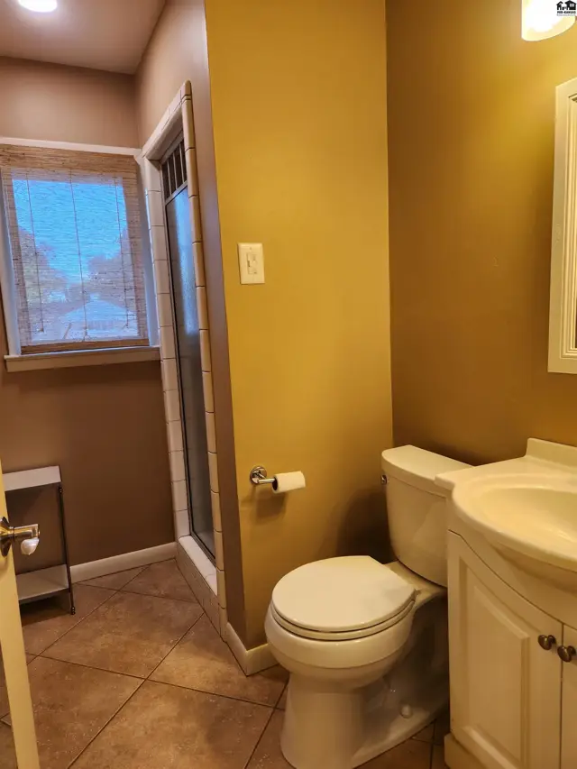 Photo of 12 Downing Rd, Hutchinson, KS