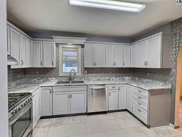 Photo of 921 Lawrence, Pratt, KS