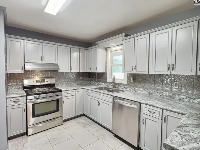 Photo of 921 Lawrence, Pratt, KS