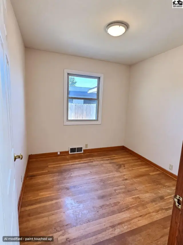 Photo of 921 Lawrence, Pratt, KS