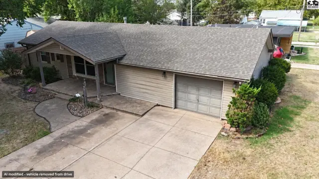 Photo of 921 Lawrence, Pratt, KS
