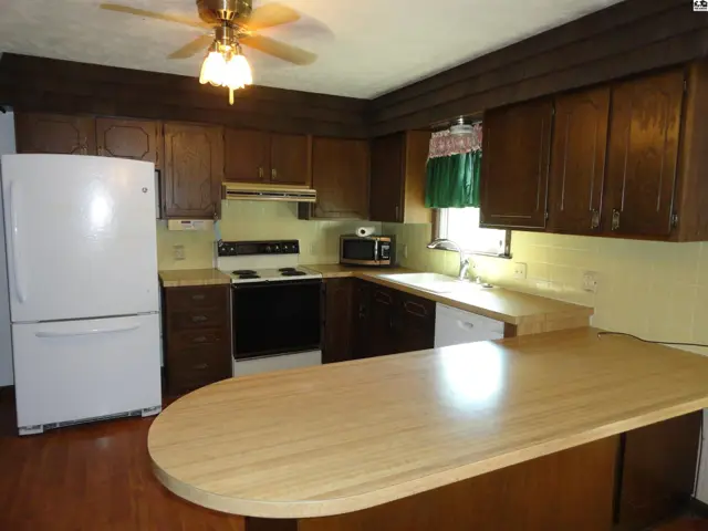Photo of 1621 Suncrest Drive, McPherson, KS