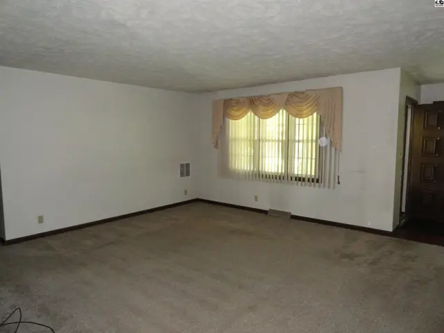 Photo of 1621 Suncrest Drive, McPherson, KS