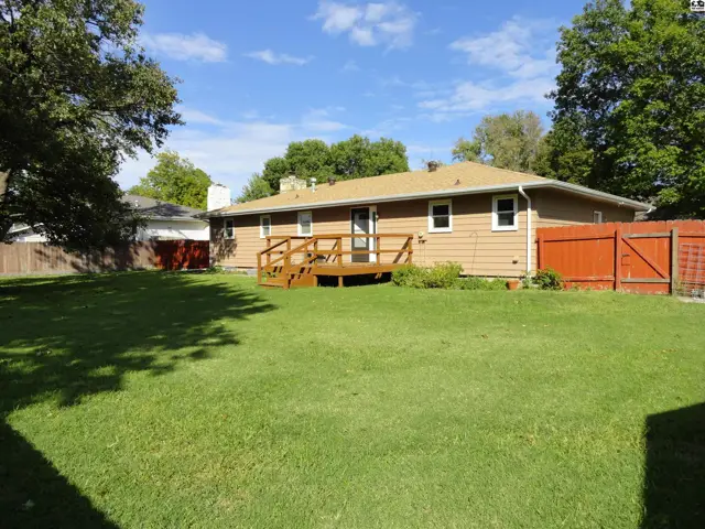 Photo of 1621 Suncrest Drive, McPherson, KS