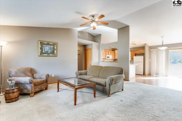 Photo of 3402 Amanda St, Hutchinson, KS