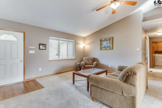 Photo of 3402 Amanda St, Hutchinson, KS