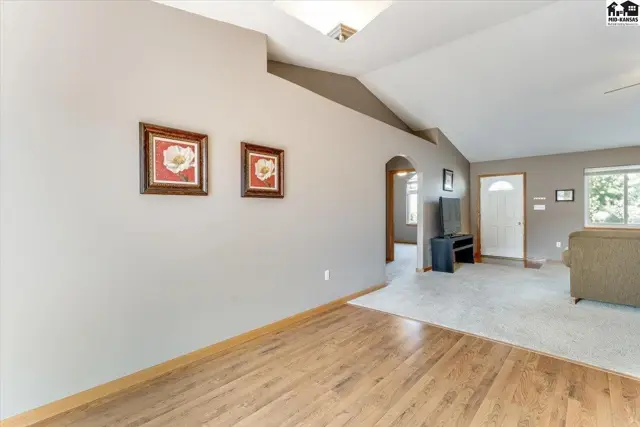 Photo of 3402 Amanda St, Hutchinson, KS