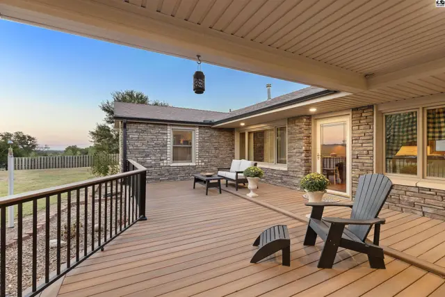 Photo of 2103 N Obee Rd, Hutchinson, KS