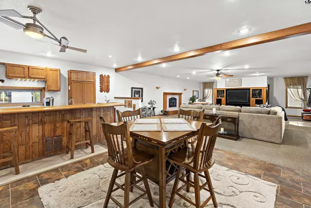 Photo of 2103 N Obee Rd, Hutchinson, KS